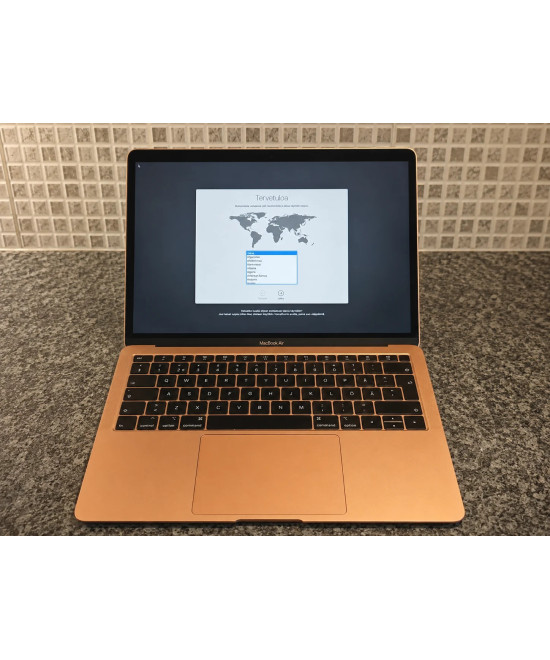 MacBook Air Retina 13" 2019 8/128 Gt – kulta